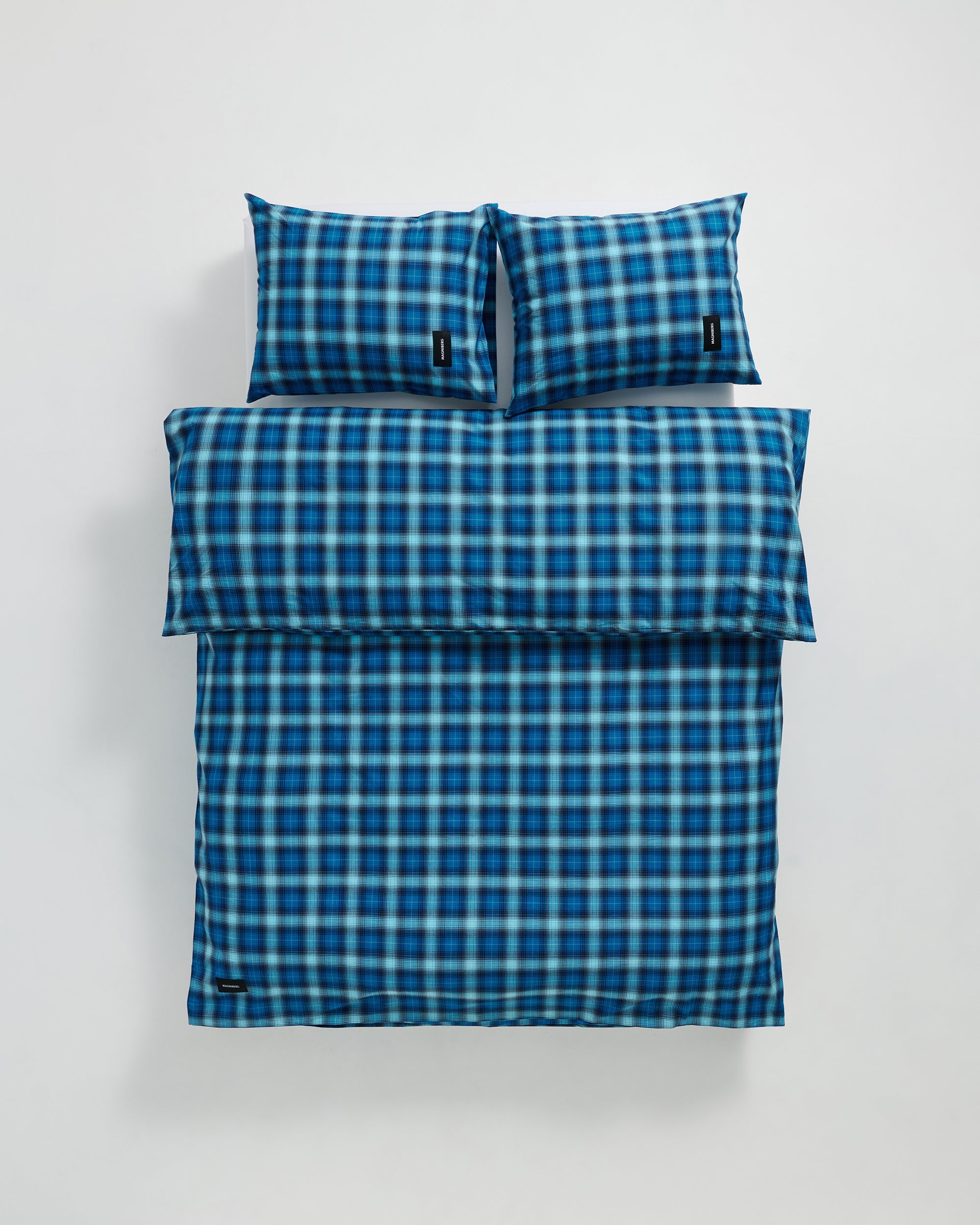 Rodeo duvet cover | Neon blue check Poplin