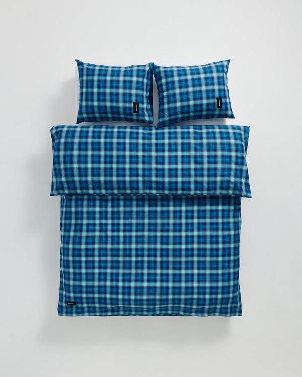 Rodeo duvet cover | Neon blue check Poplin