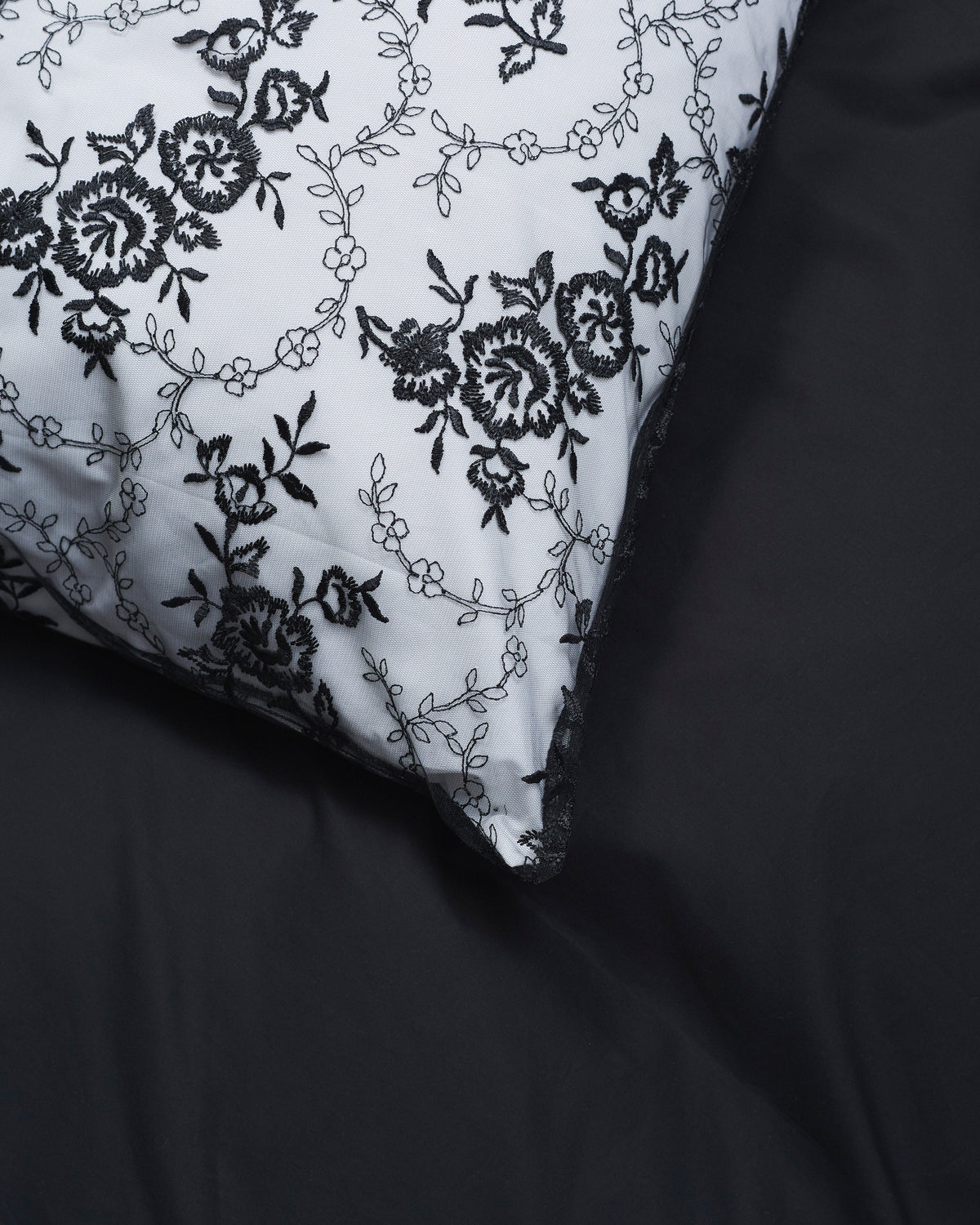 Rose pillow case | Black Lace