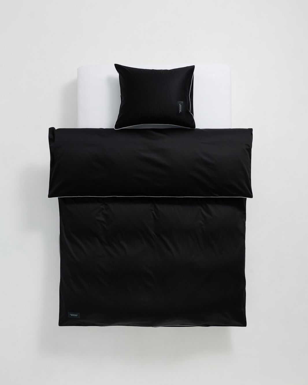 Sweet duvet cover | Solid black Sateen
