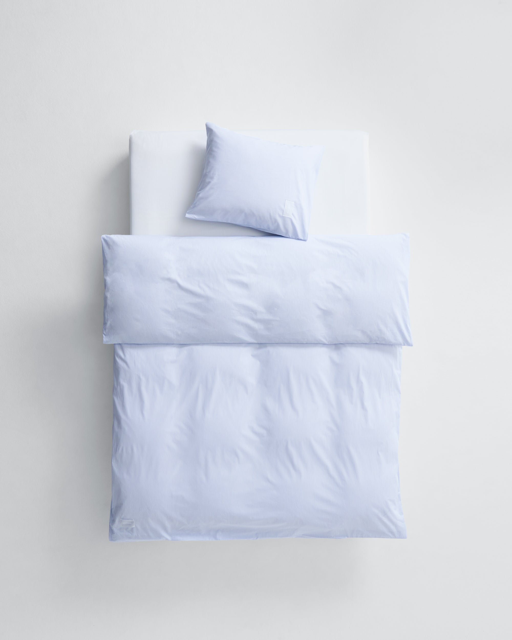 Wall Street duvet cover | Light blue stripes Poplin
