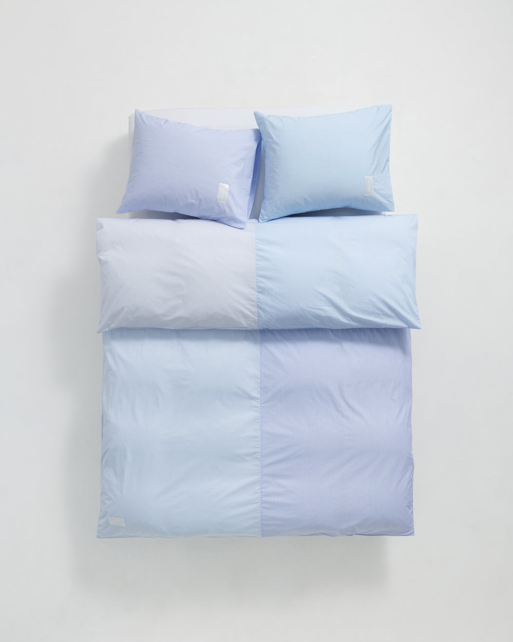 Pure duvet cover: Sheen white cotton sateen, tightly woven, soft