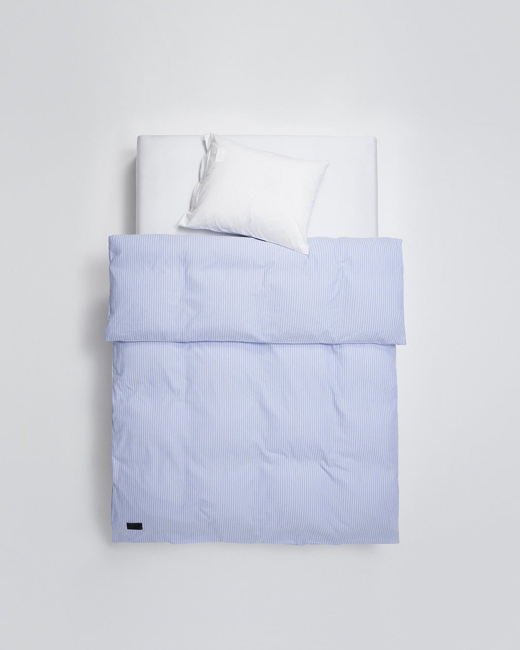 Wall Street duvet cover | Stripe light blue Oxford