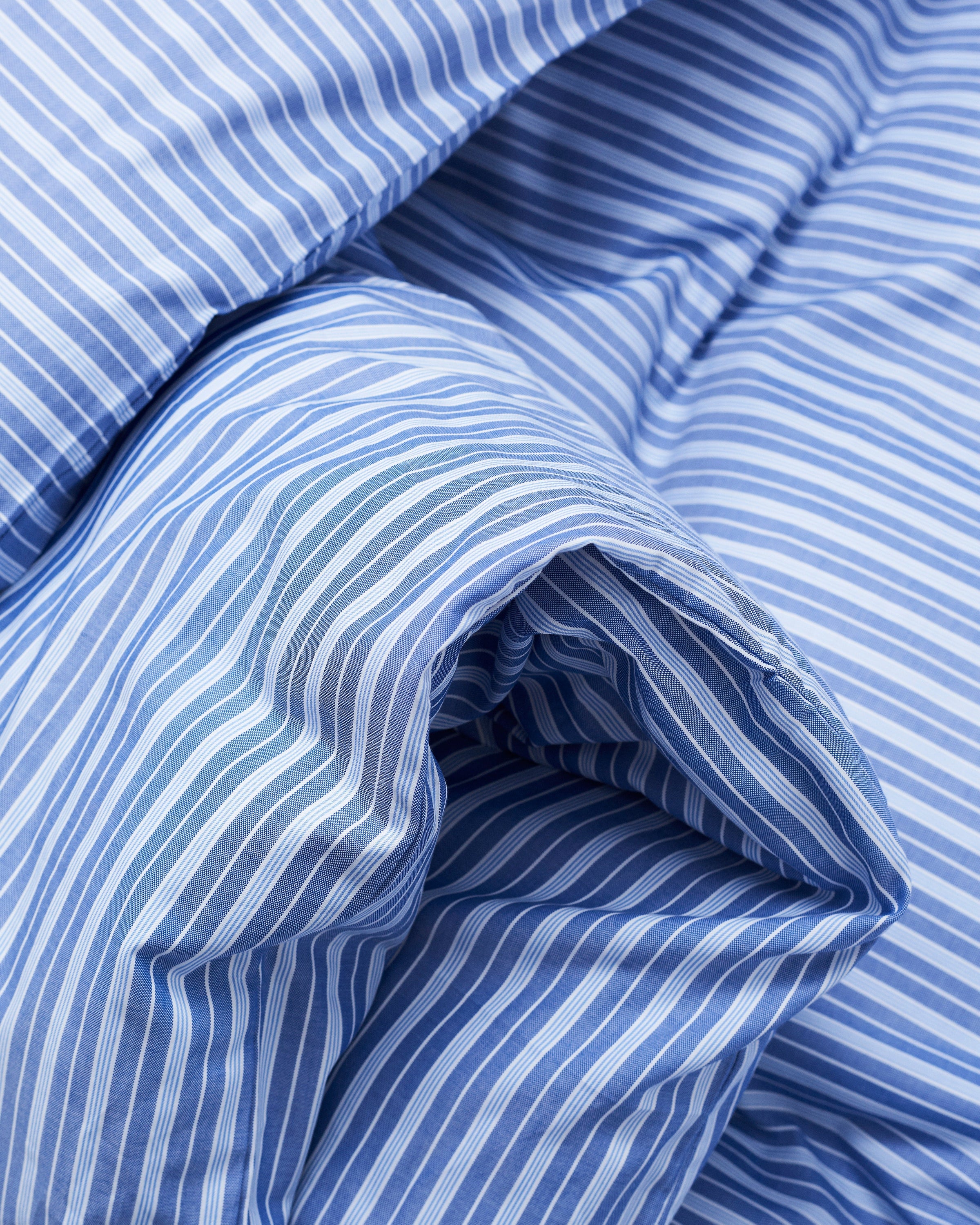 Wall Street duvet cover | Stripe medium blue Oxford
