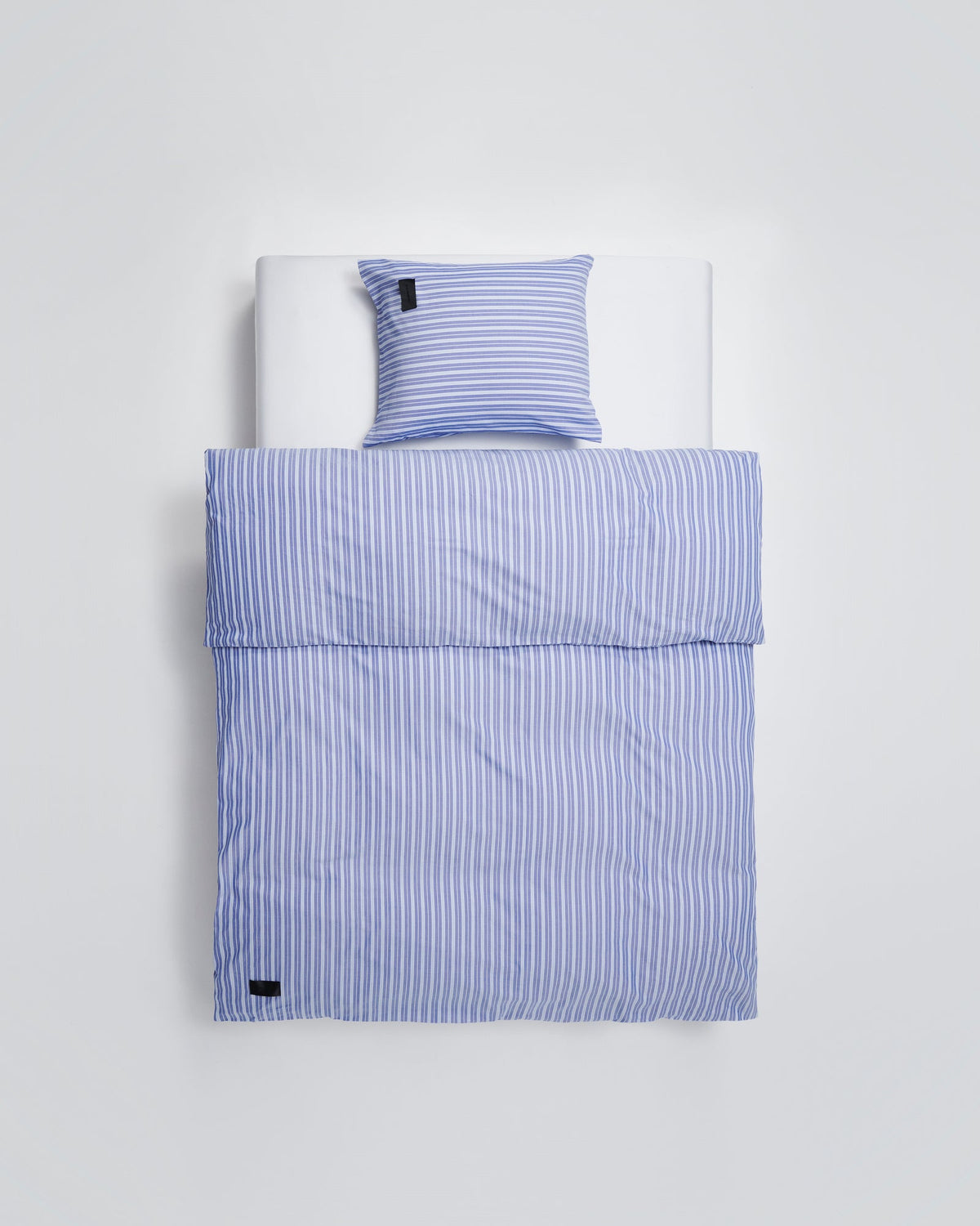 Wall Street duvet cover | Stripe medium blue Oxford