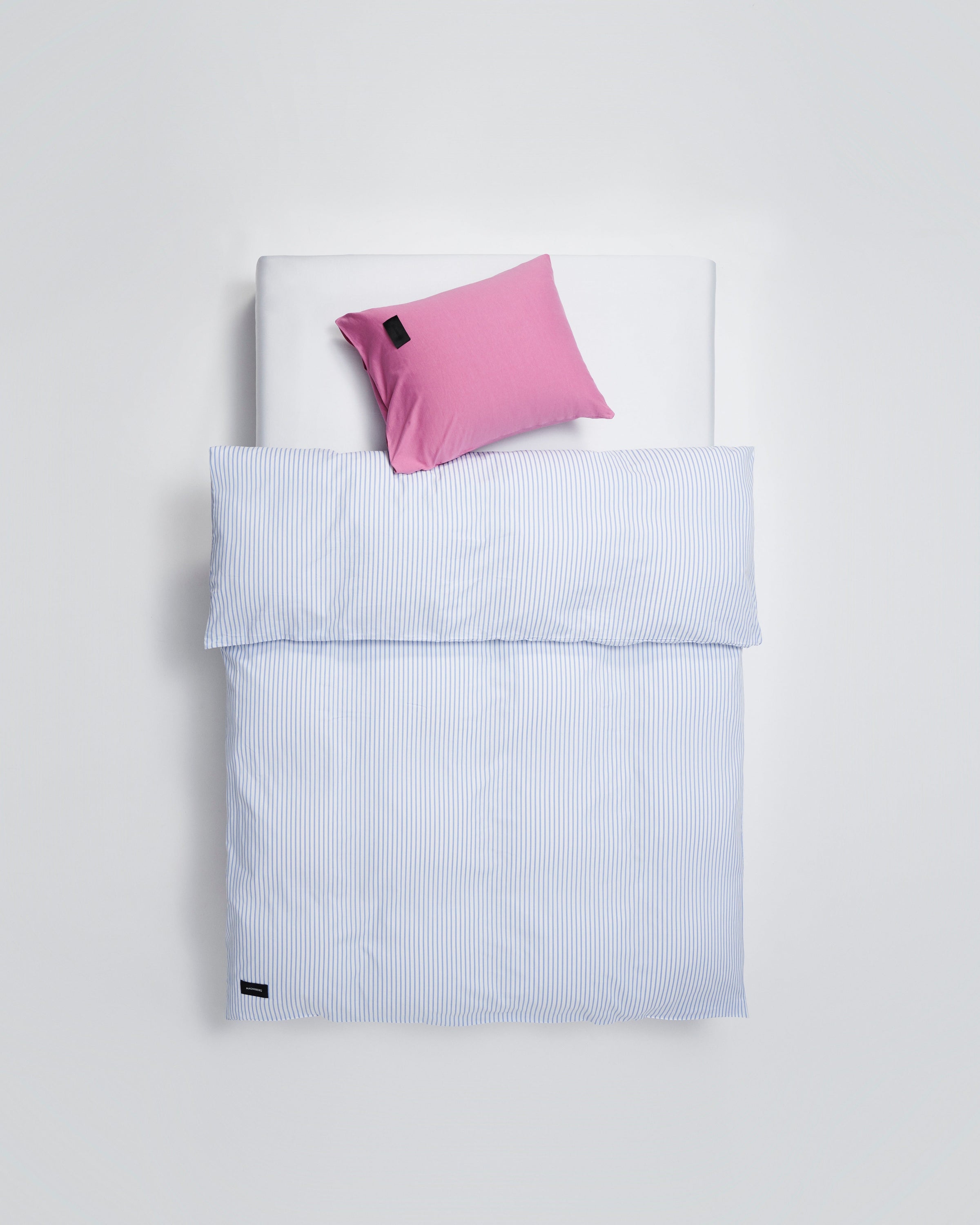 Wall Street duvet cover | Stripe white Oxford