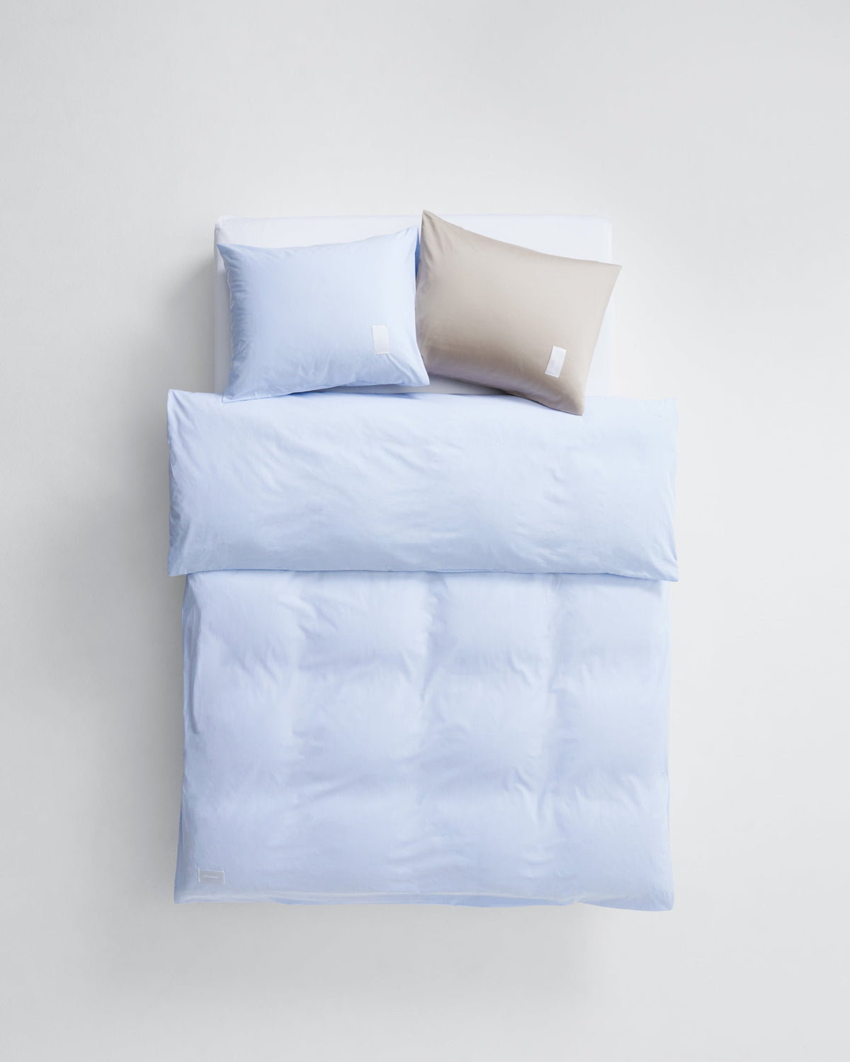 Wall Street pillow case | Light blue striped dots Jacquard