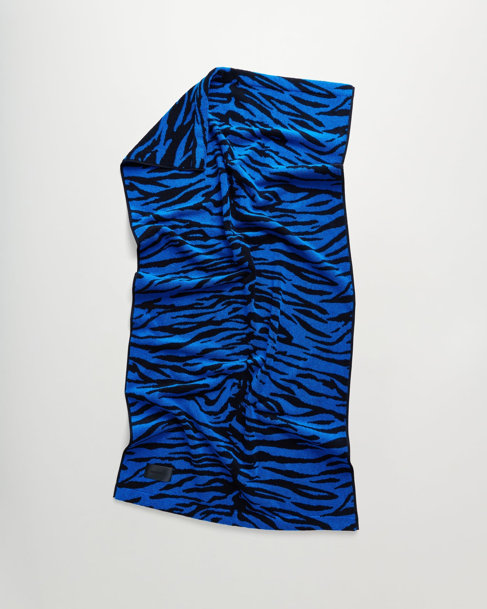 Wild towel | Blue tiger Terry