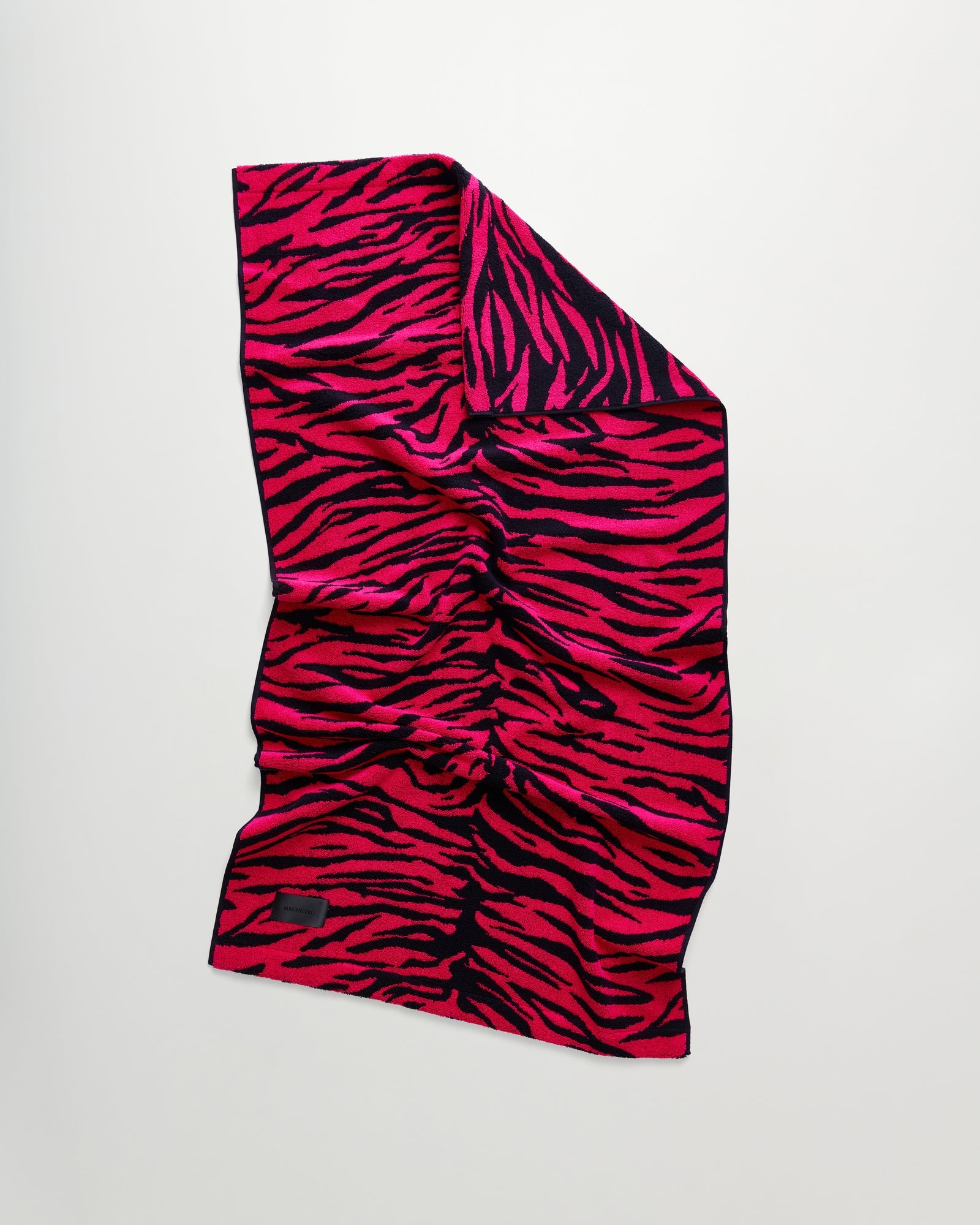 Wild towel | Pink tiger Terry