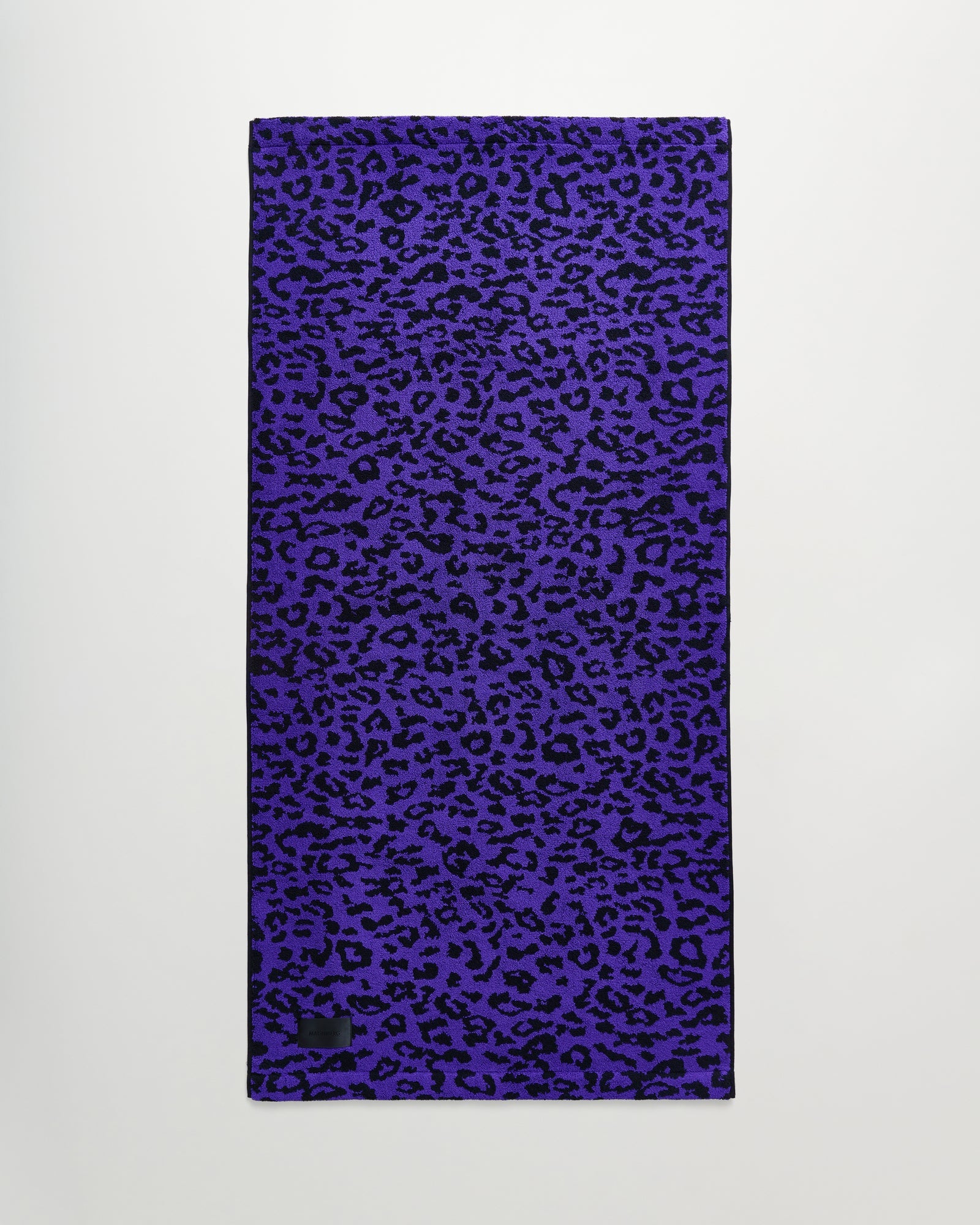 Wild towel | Purple leopard Terry