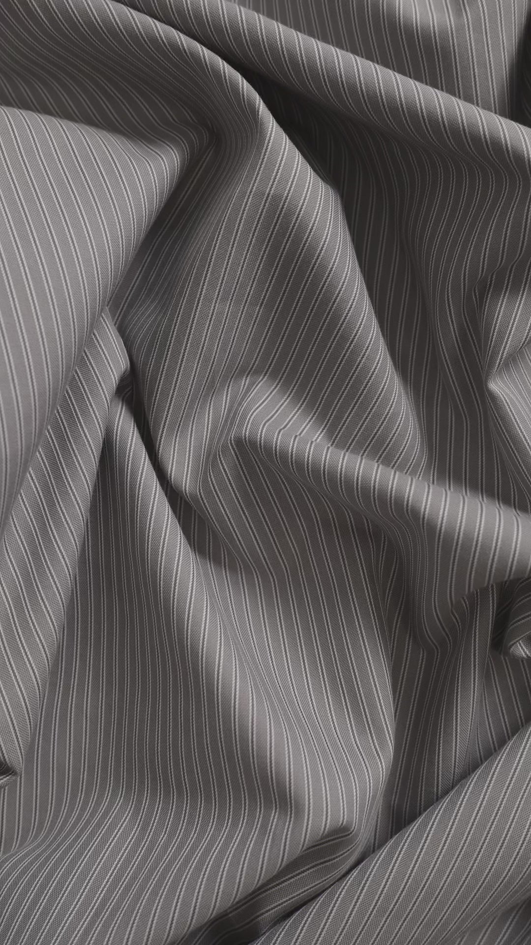 Wall Street pillow case | Stripe dark grey Oxford