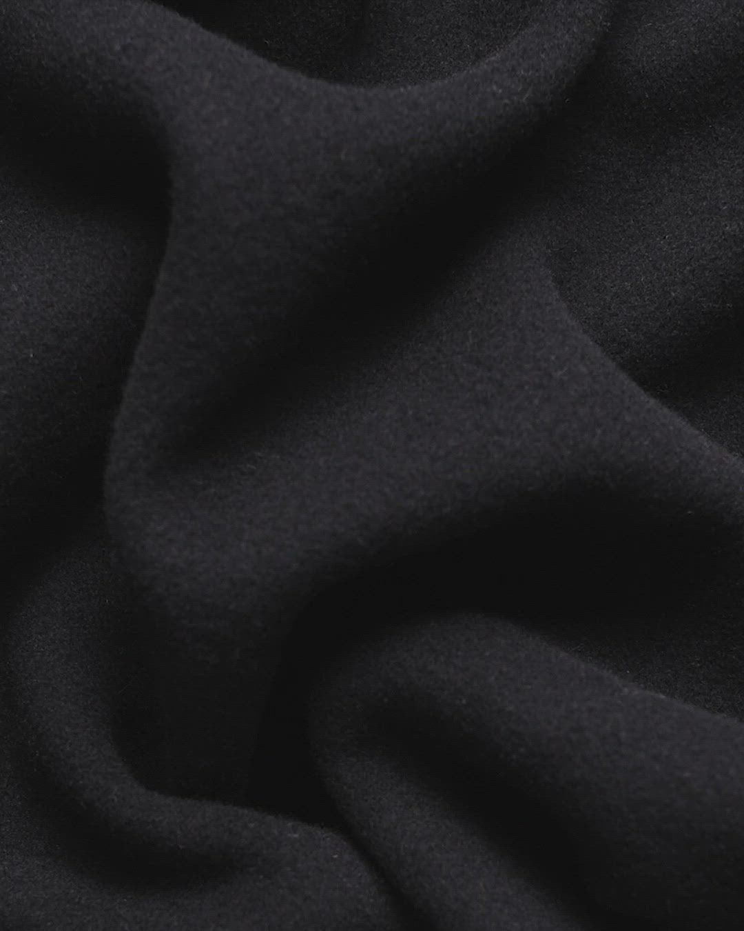 Bold blanket | Tango black Virgin wool