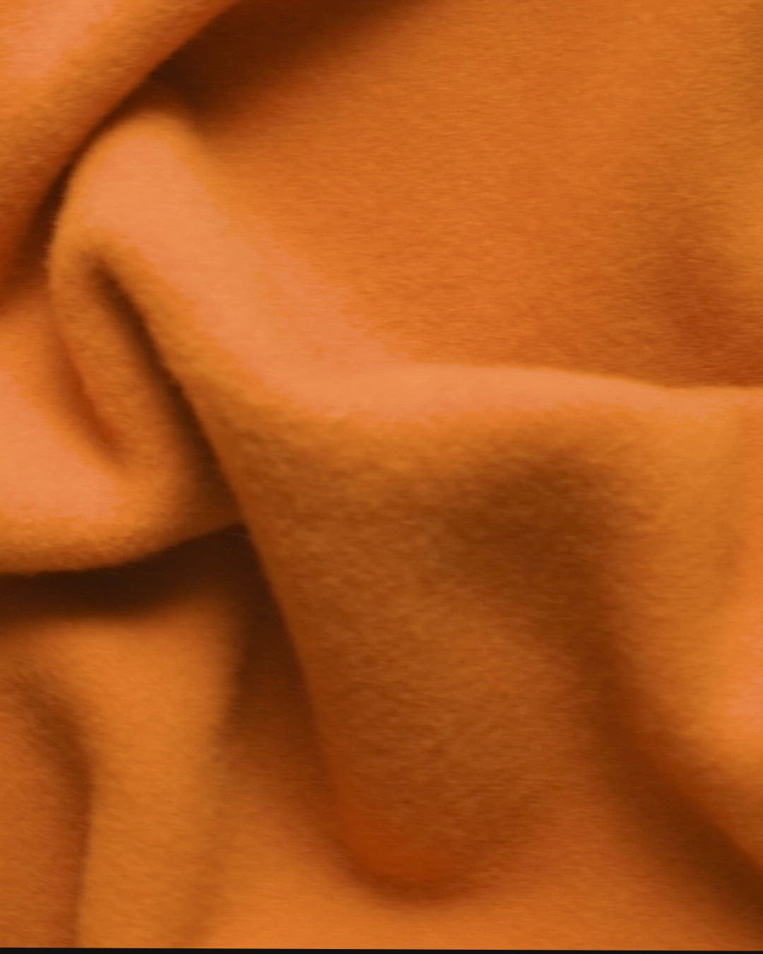 Bold blanket | Juicy orange Virgin wool