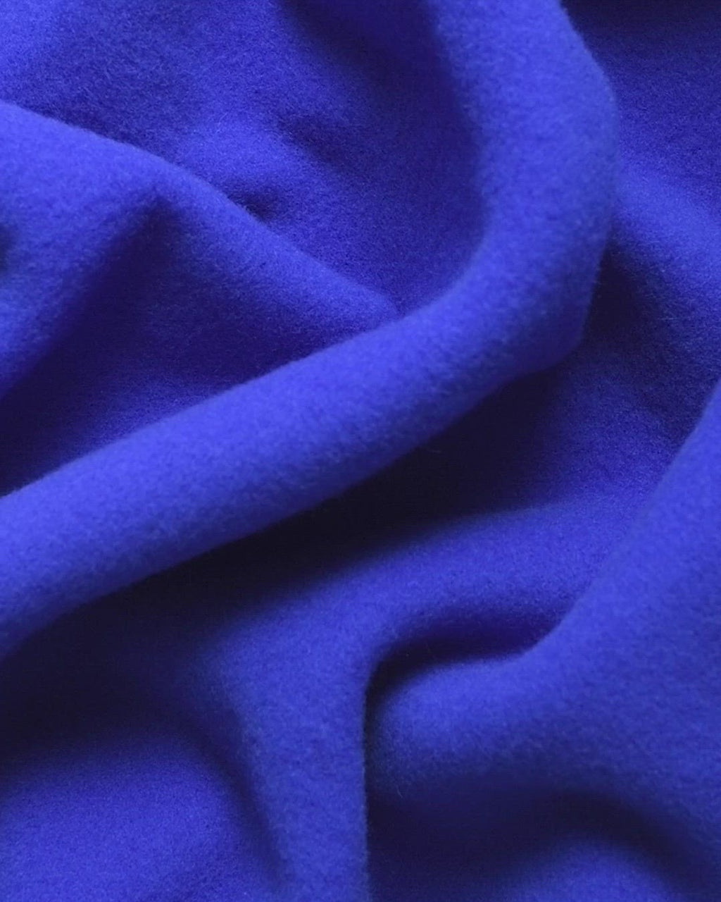 Bold blanket | Disco blue Virgin wool