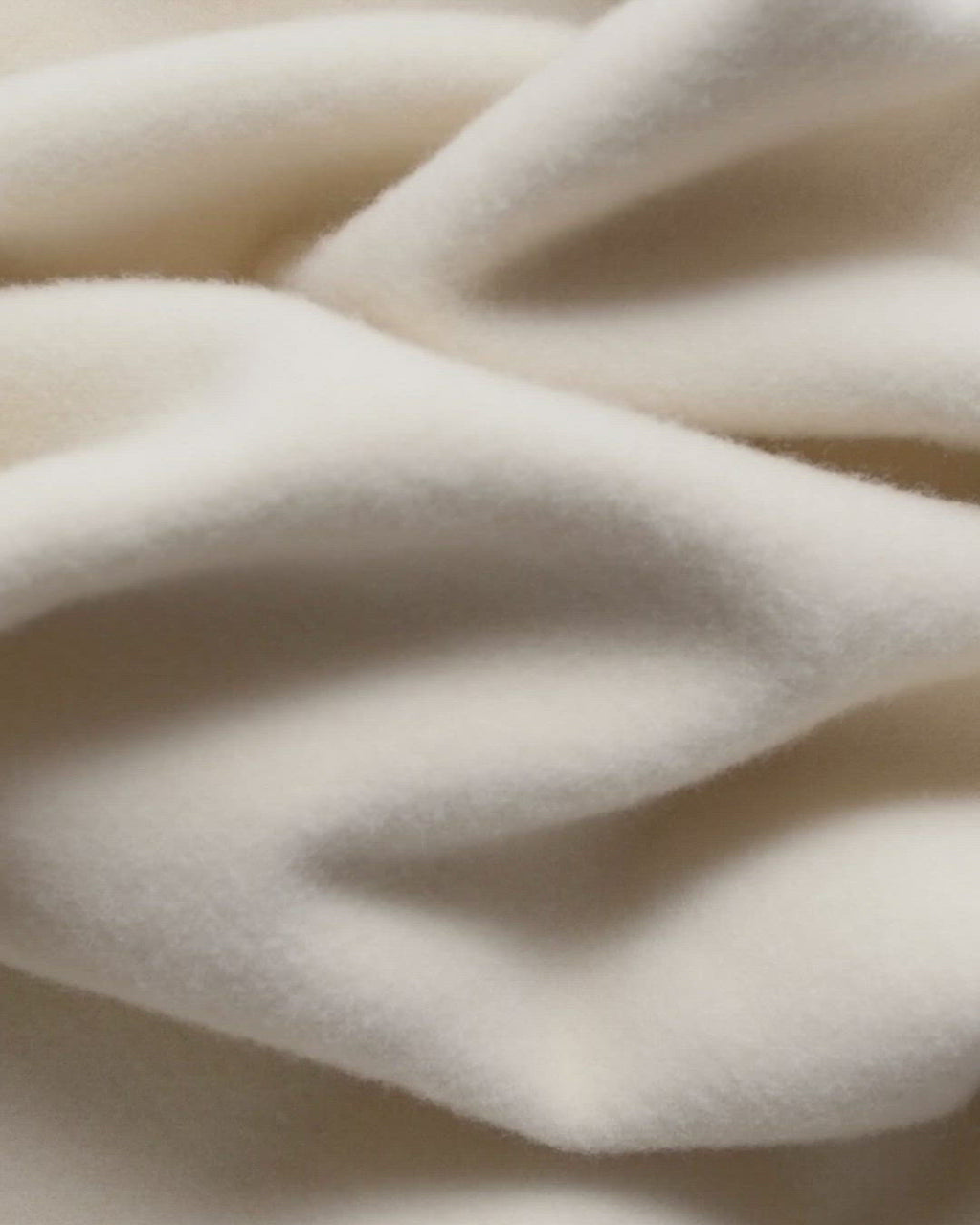 Bold blanket | Oyster white Virgin wool