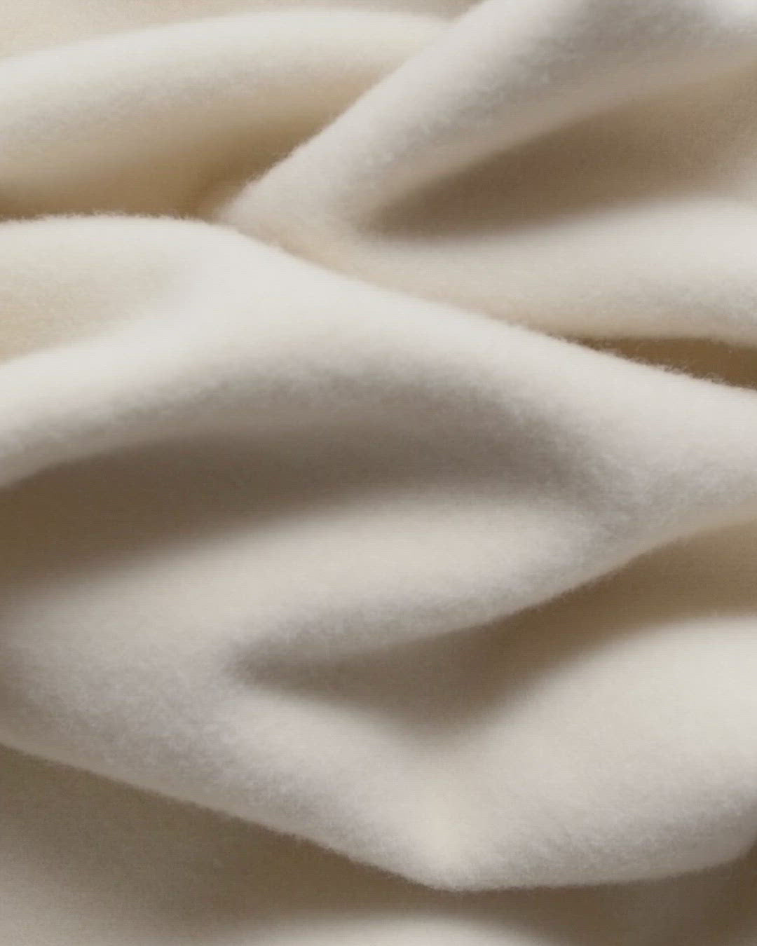 Bold blanket | Oyster white Virgin wool